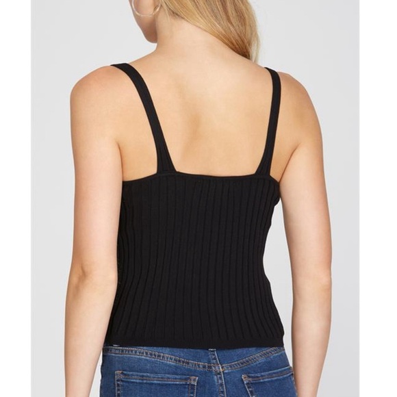 She + Sky Ribbed Knit Lightweight Sweater Tank Top V Neck in Black (s, m, l) - Picture 2 of 11